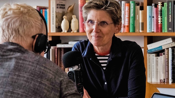 Beate Maly, Schriftstellerin, Pädagogin