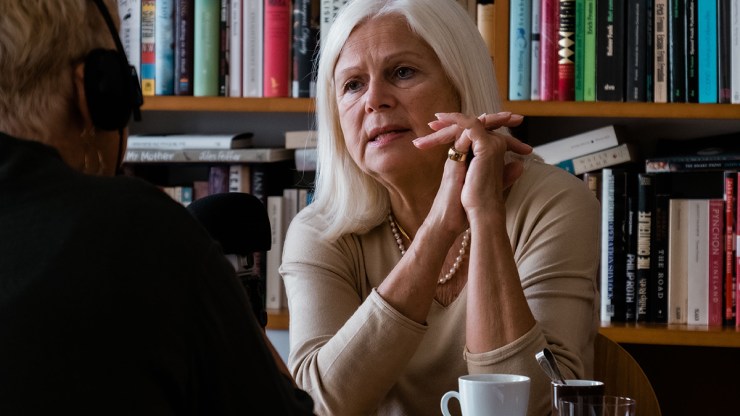 FrauenFunk #32: Elfriede Hammerl: Kolumnistin und Autorin