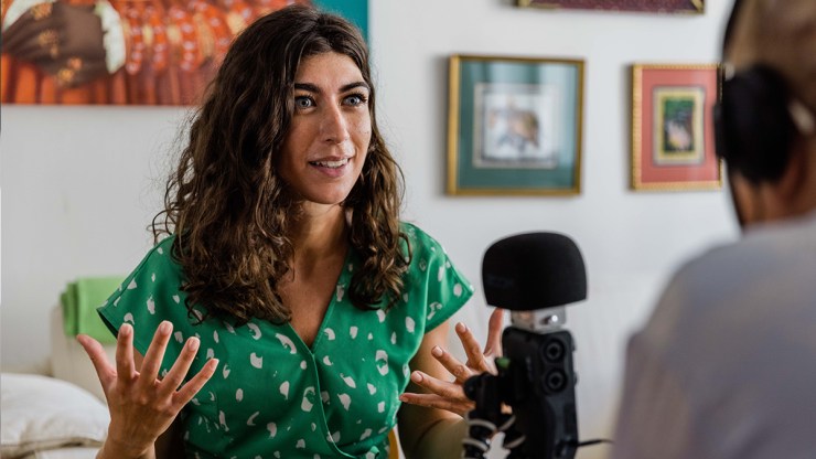 FrauenFunk S:2, Episode #12: Brigitte Handlos im Gespräch mit Melisa Erkurt, Journalistin und Pädagogin / F: Helmut Spudich